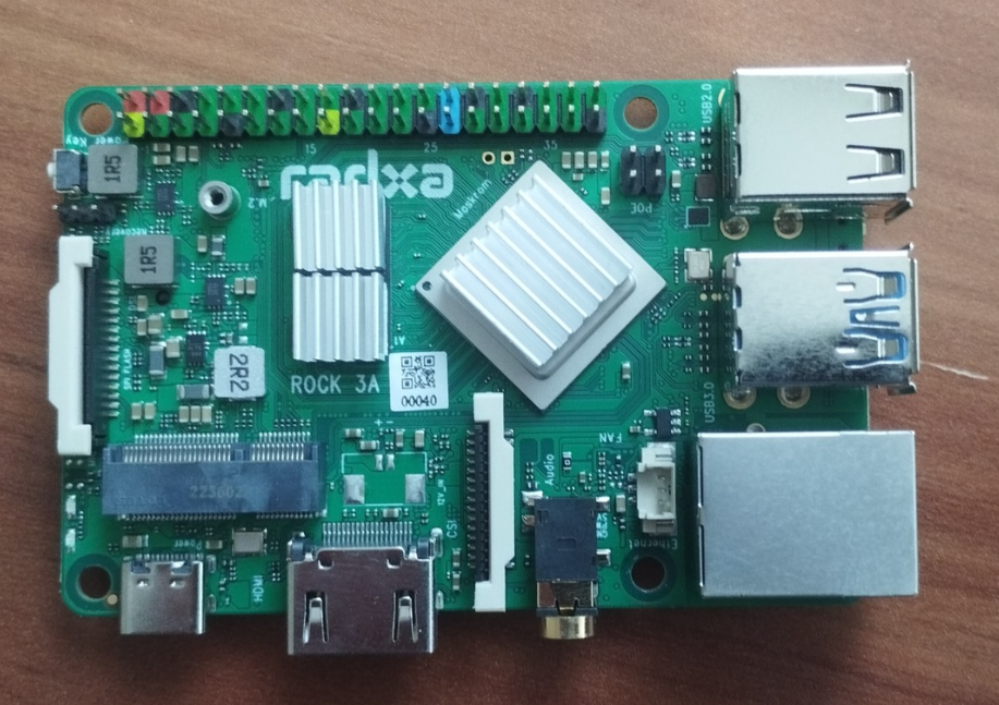 RADXA RS117-D2 felülnézet