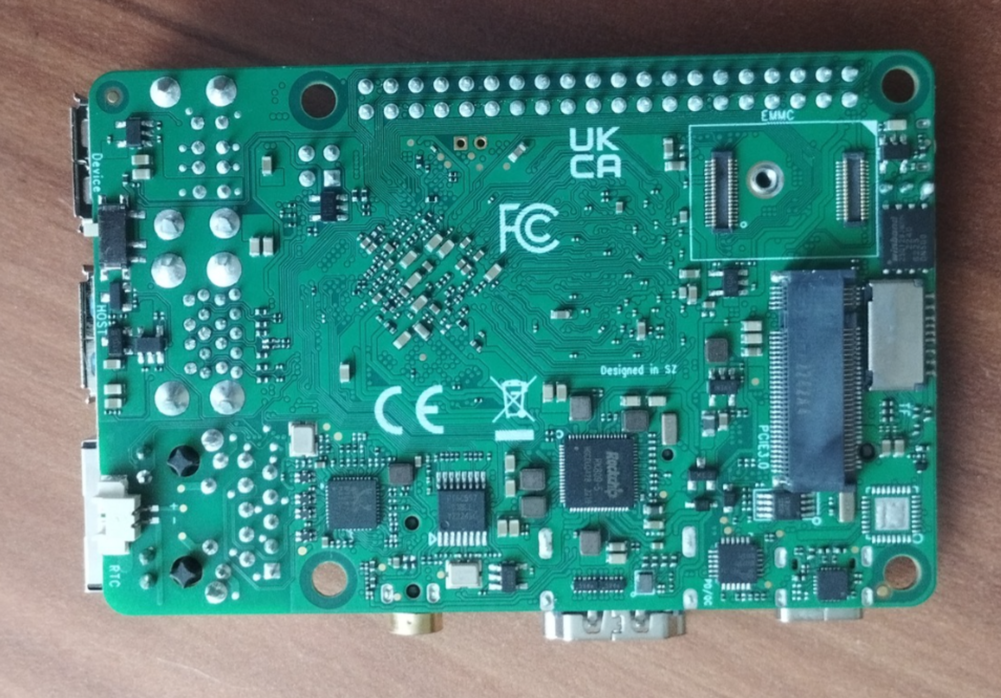 RADXA RS117-D2 hátoldal